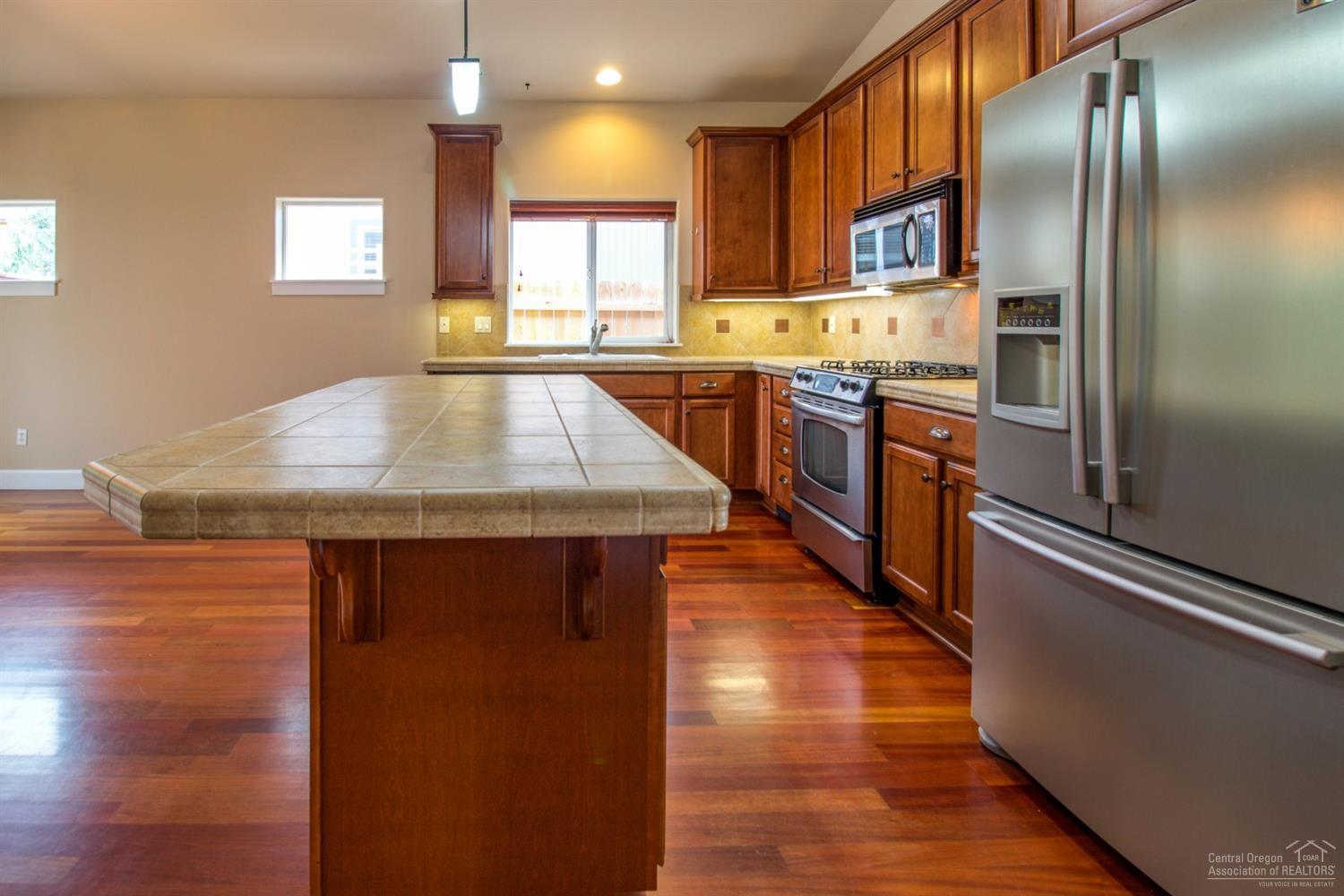 Gardenside - Residential