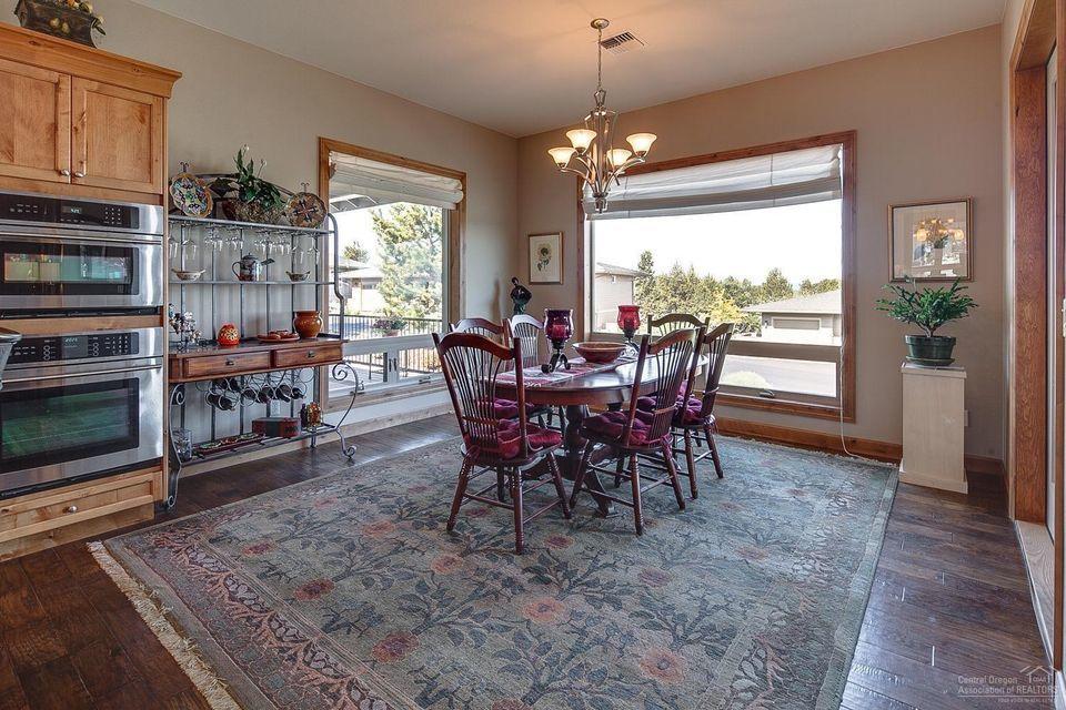 Eagle Crest - Residential