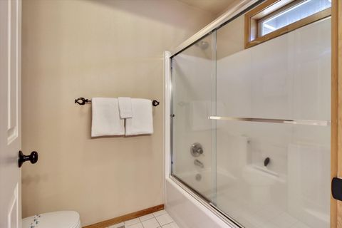 Tiny photo for 18074 E Butte Lane #20, Sunriver, OR 97707 (MLS # 220209951)