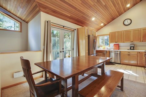 Tiny photo for 18074 E Butte Lane #20, Sunriver, OR 97707 (MLS # 220209951)