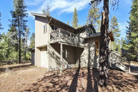 Tiny photo for 18074 E Butte Lane #20, Sunriver, OR 97707 (MLS # 220209951)