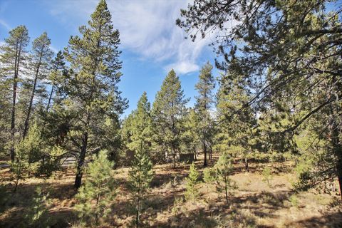 Tiny photo for 18074 E Butte Lane #20, Sunriver, OR 97707 (MLS # 220209951)