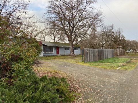 Tiny photo for 13355 Weowna Way, White City, OR 97503 (MLS # 220212944)