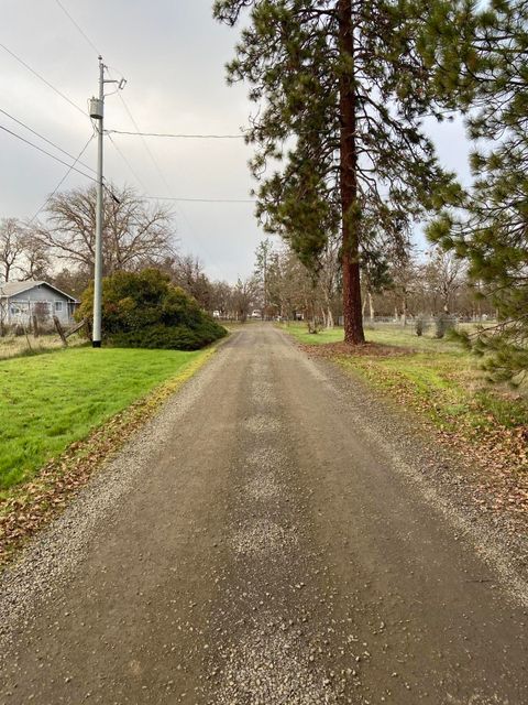 Tiny photo for 13355 Weowna Way, White City, OR 97503 (MLS # 220212944)