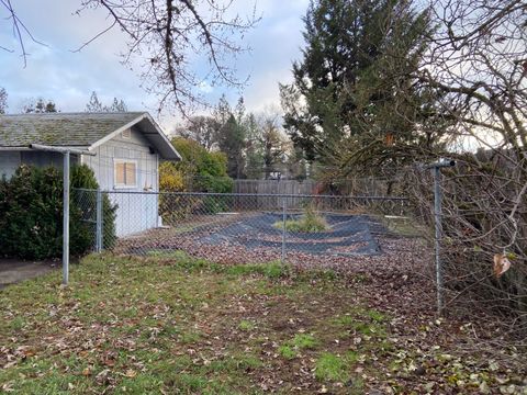 Tiny photo for 13355 Weowna Way, White City, OR 97503 (MLS # 220212944)
