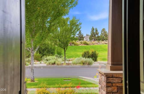 Tiny photo for 3024 NE Flagstone Avenue, Bend, OR 97701 (MLS # 220223134)
