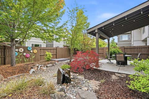 Tiny photo for 3024 NE Flagstone Avenue, Bend, OR 97701 (MLS # 220223134)