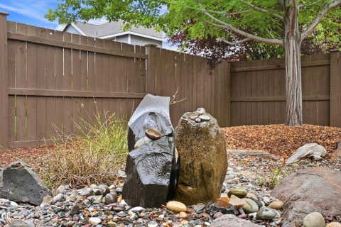 Tiny photo for 3024 NE Flagstone Avenue, Bend, OR 97701 (MLS # 220223134)