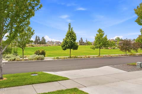 Tiny photo for 3024 NE Flagstone Avenue, Bend, OR 97701 (MLS # 220223134)