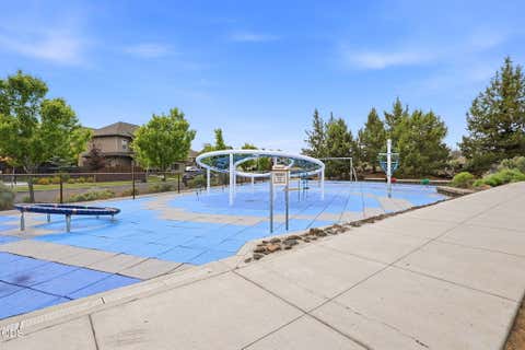 Tiny photo for 3024 NE Flagstone Avenue, Bend, OR 97701 (MLS # 220223134)