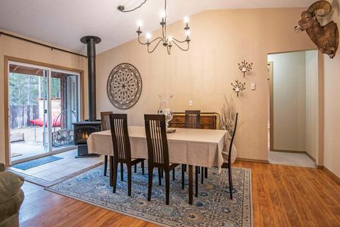 Tiny photo for 55918 Snow Goose Road, Bend, OR 97707 (MLS # 220212542)