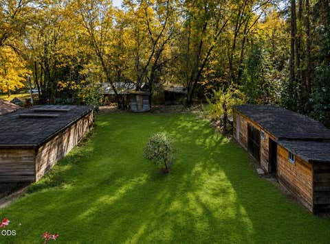Tiny photo for 5118 Williams Highway, Grants Pass, OR 97527 (MLS # 220226539)
