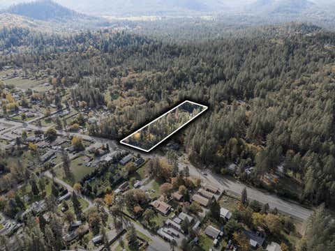 Tiny photo for 5118 Williams Highway, Grants Pass, OR 97527 (MLS # 220226539)