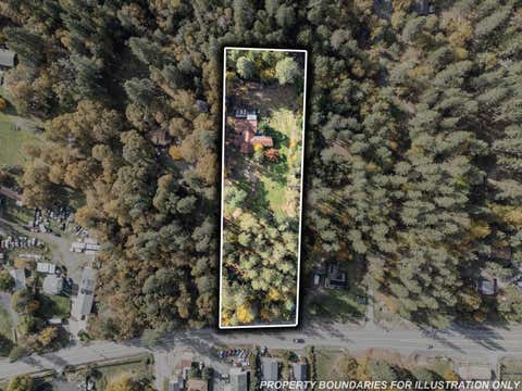 Tiny photo for 5118 Williams Highway, Grants Pass, OR 97527 (MLS # 220226539)