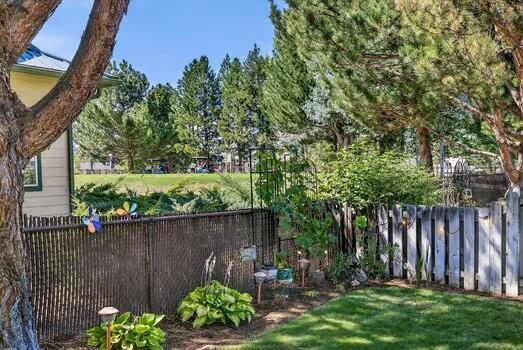 Greens At Redmond - Residential