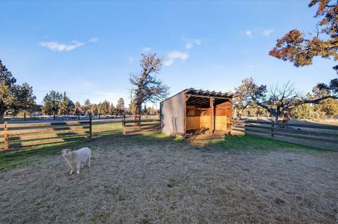 Tiny photo for 3940 NE Zamia Avenue, Redmond, OR 97756 (MLS # 220215147)