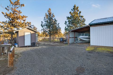 Tiny photo for 3940 NE Zamia Avenue, Redmond, OR 97756 (MLS # 220215147)