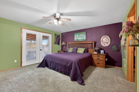 Tiny photo for 3940 NE Zamia Avenue, Redmond, OR 97756 (MLS # 220215147)