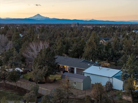 Tiny photo for 3940 NE Zamia Avenue, Redmond, OR 97756 (MLS # 220215147)