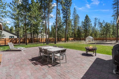 Tiny photo for 148957 Mabel Drive, La Pine, OR 97739 (MLS # 220219265)