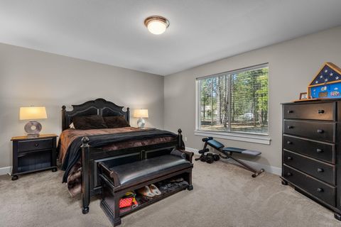 Tiny photo for 148957 Mabel Drive, La Pine, OR 97739 (MLS # 220219265)