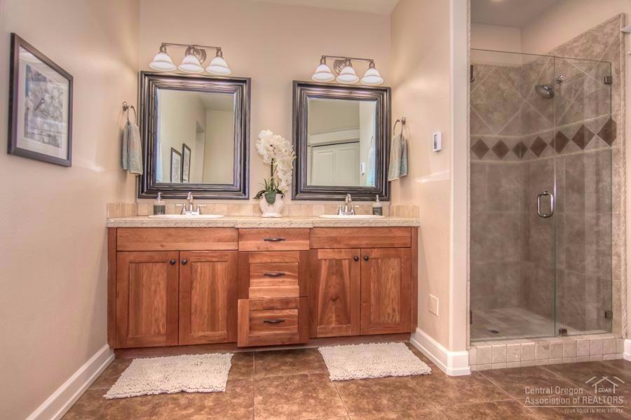 Awbrey Butte - Residential