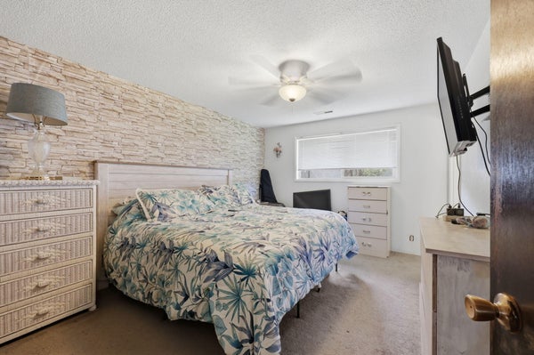 102 ELM ST, PHOENIX, OR 97535 - Image a729bbbae34e446b3aaec46a0b64b0fc/3205205218