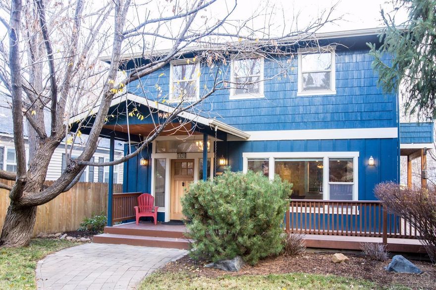 Wonderful Westside home with soaring ceiling in living room and gorgeous chef's kitchen featuring Jenn-Air appliances and honed granite counter-tops. Huge master bedroom with enormous walk in closet and stunning master bath featuring jetted tub and dual sinks. Attached 2 car garage and park-like setting fenced-in yard with wrap around deck. All within a very short walk to the River Trail and Downtown Bend.