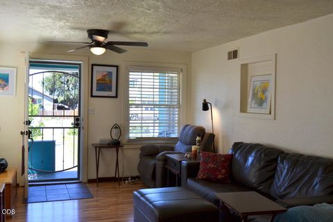 Tiny photo for 317 W Clark Street, Medford, OR 97501 (MLS # 220223024)