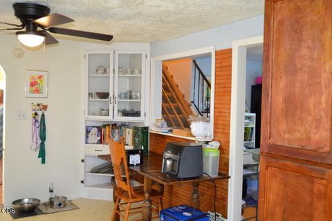 Tiny photo for 317 W Clark Street, Medford, OR 97501 (MLS # 220223024)