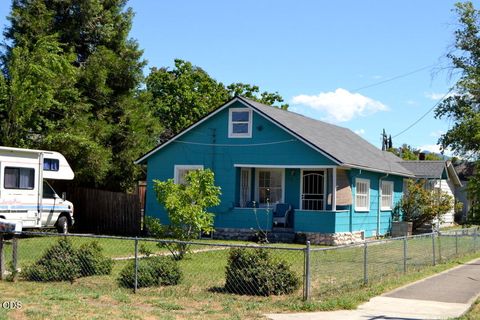 Tiny photo for 317 W Clark Street, Medford, OR 97501 (MLS # 220223024)