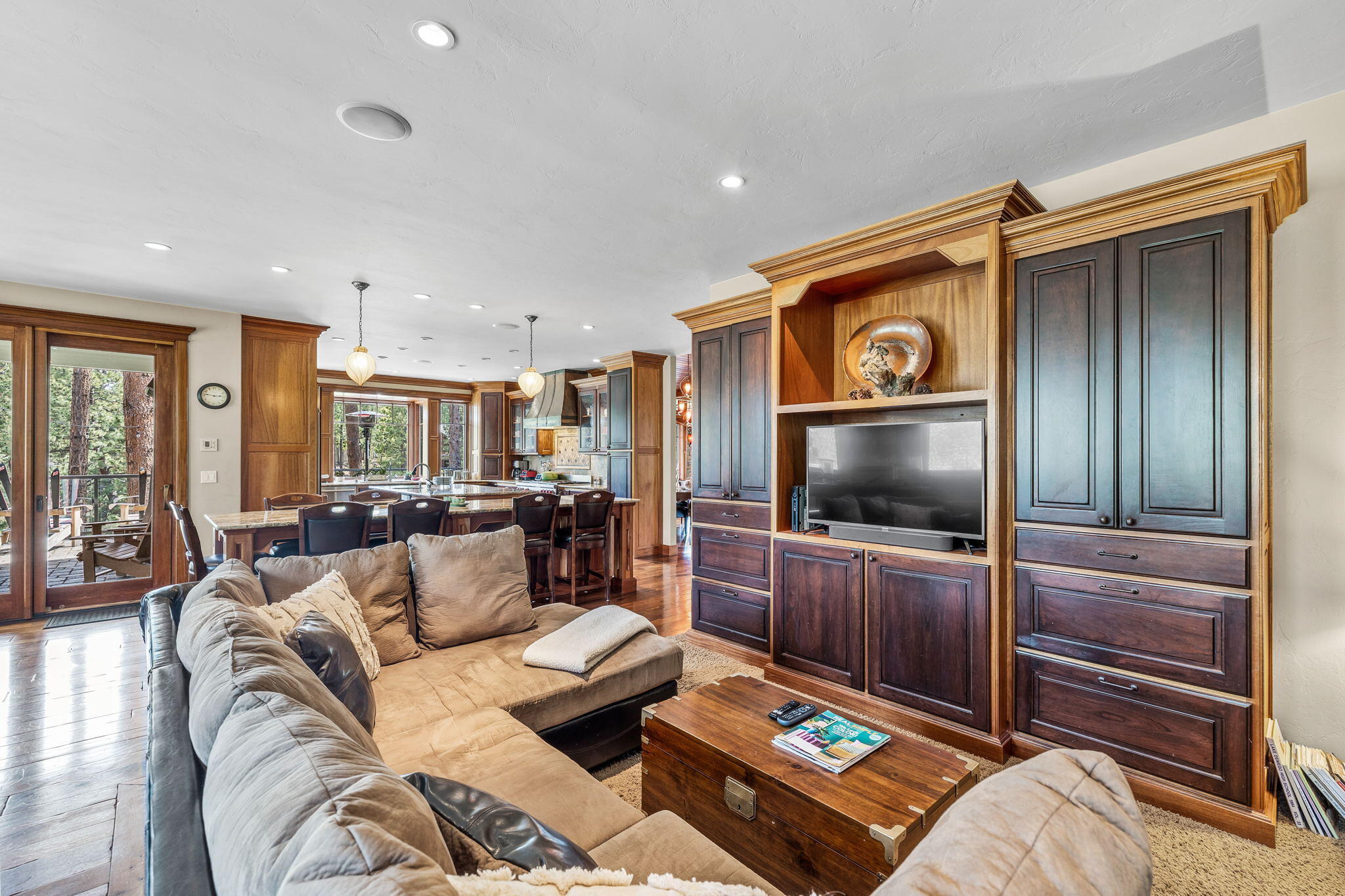 Broken Top - Residential