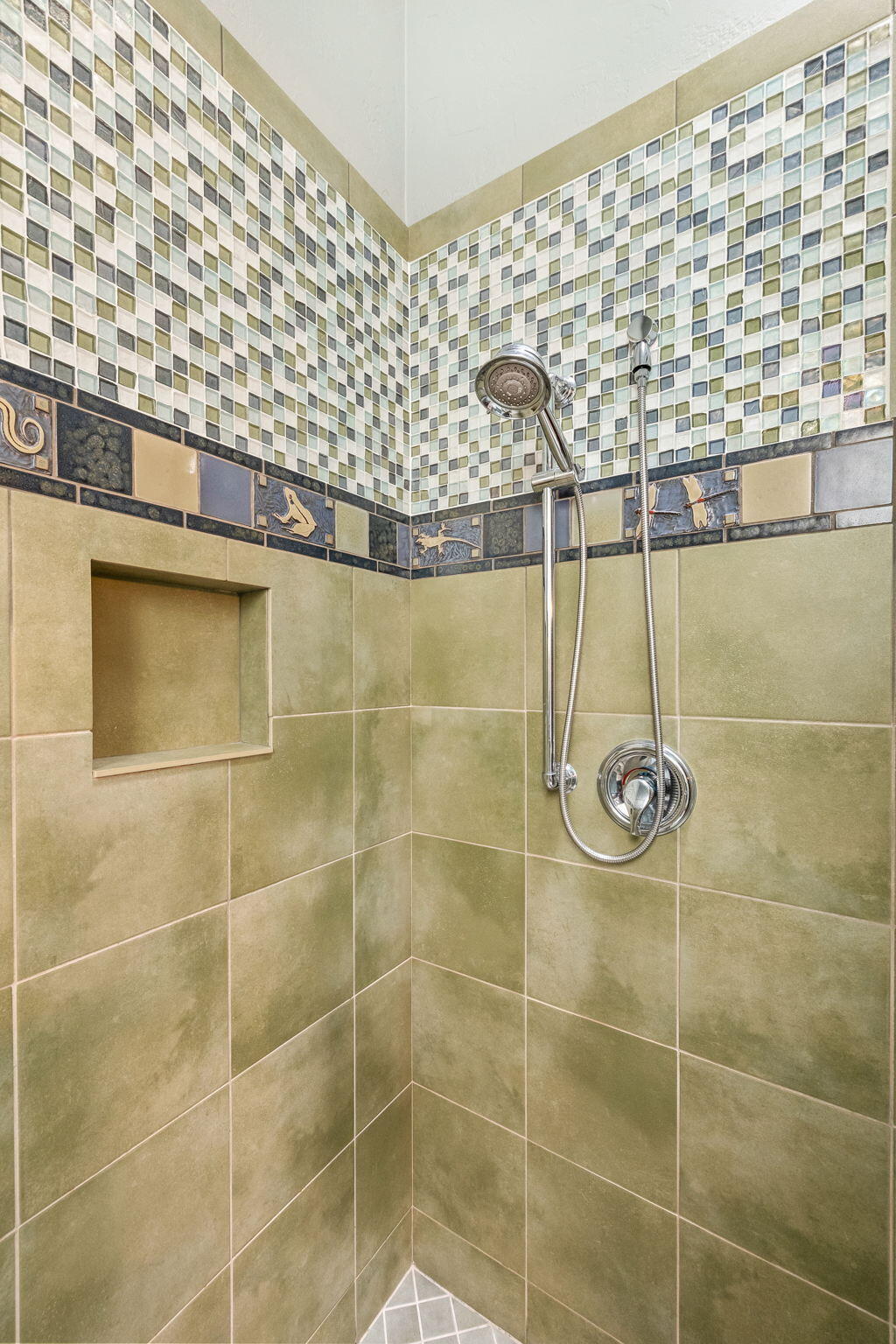 Broken Top - Residential