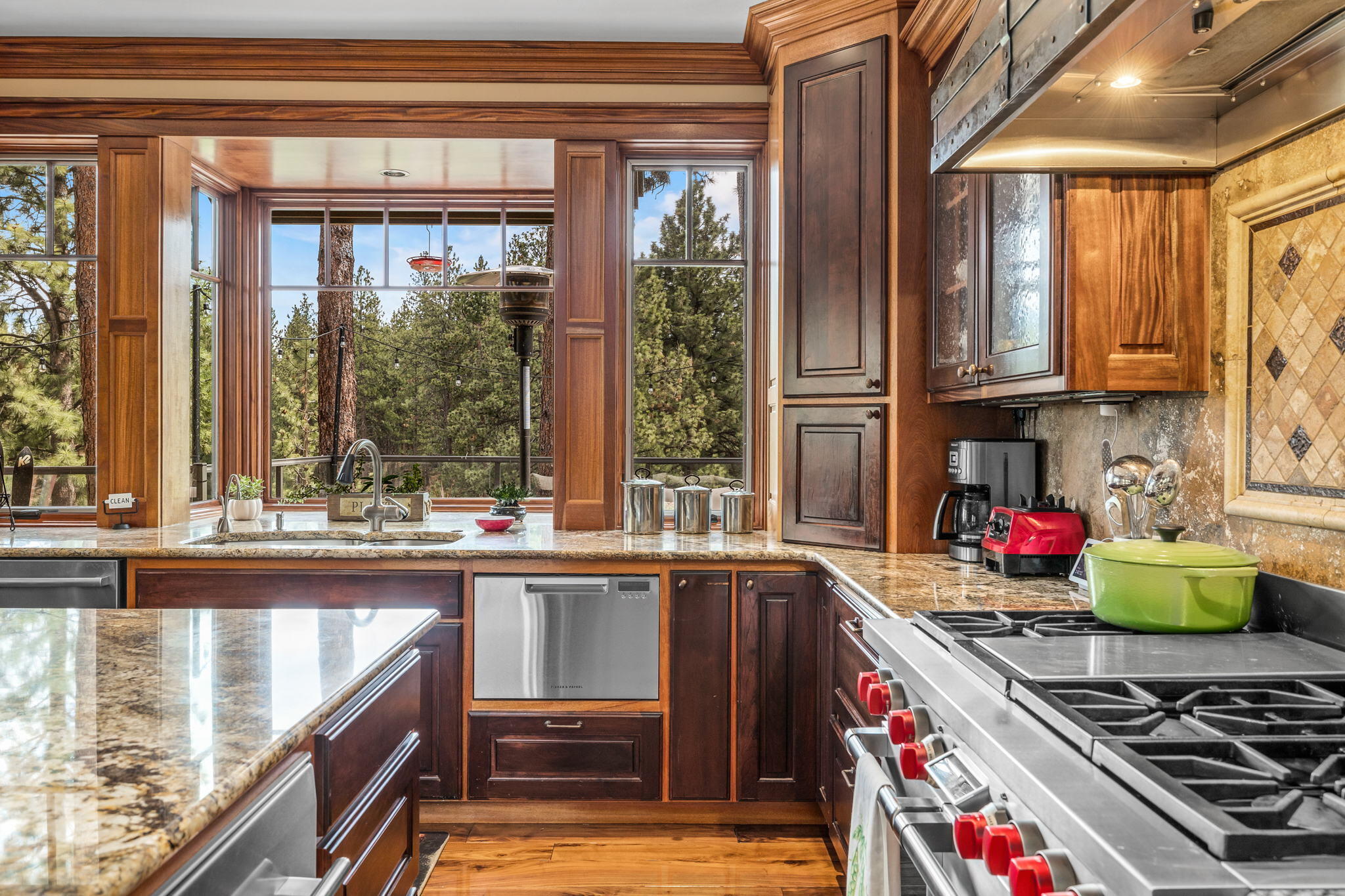 Broken Top - Residential