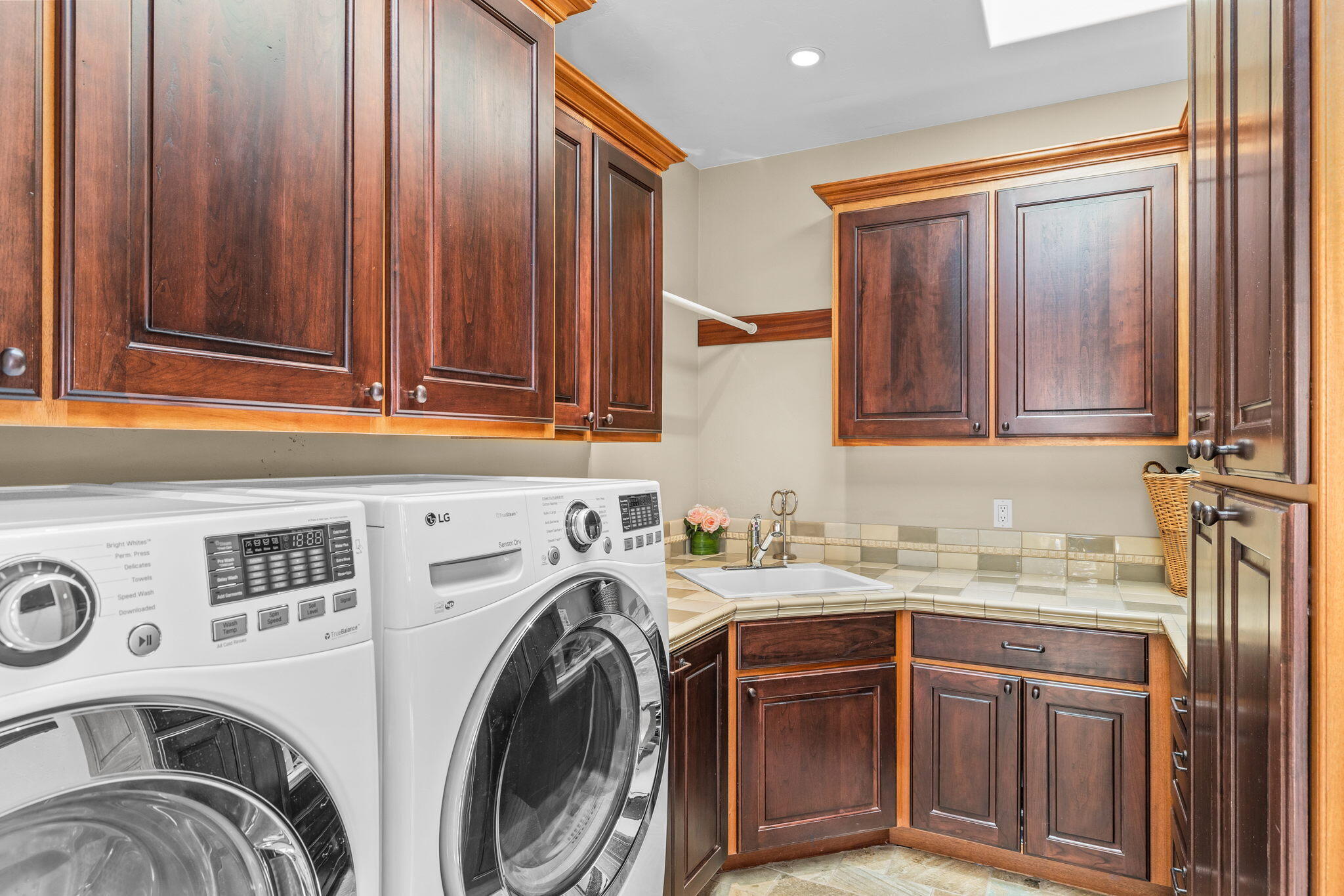 Broken Top - Residential