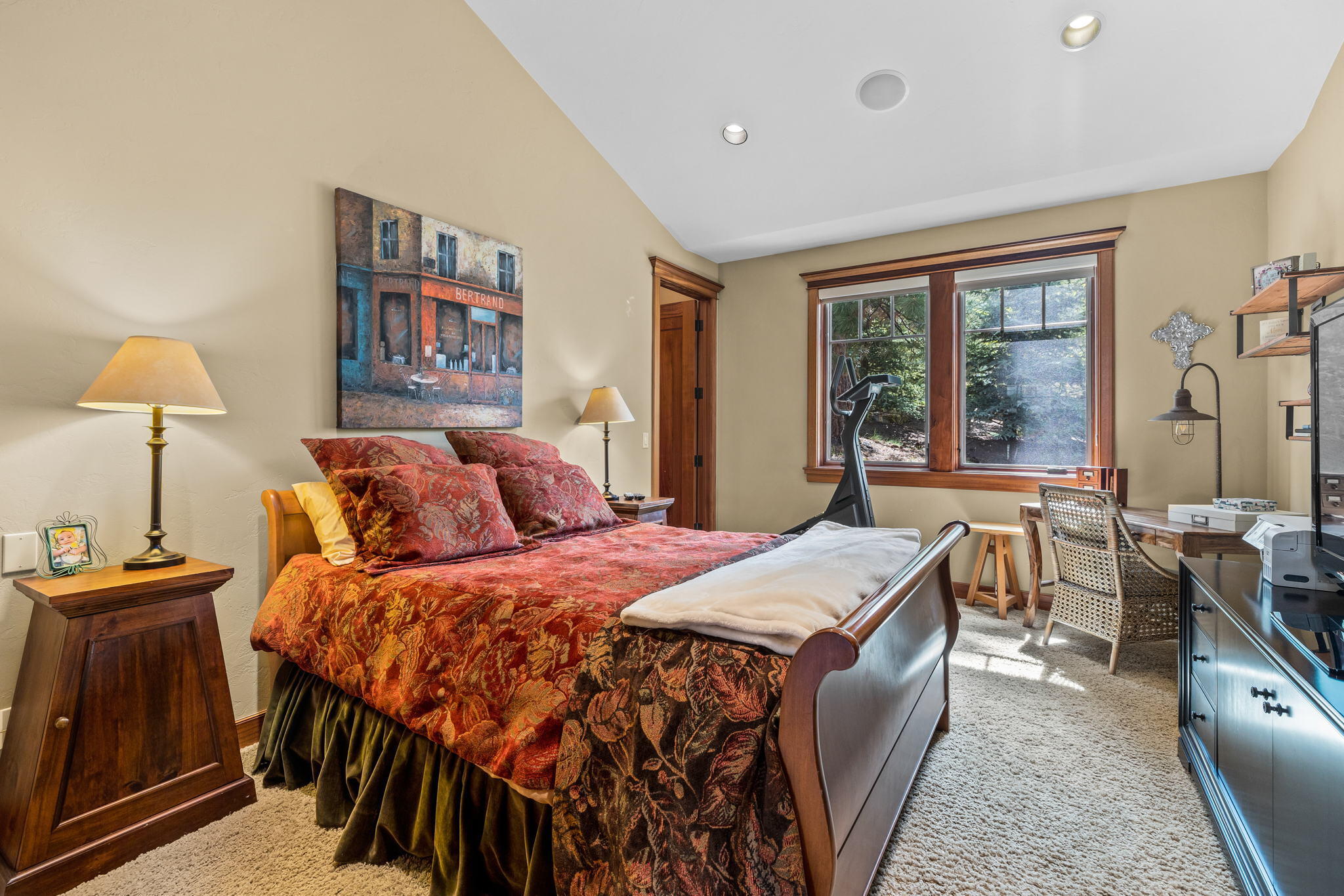 Broken Top - Residential