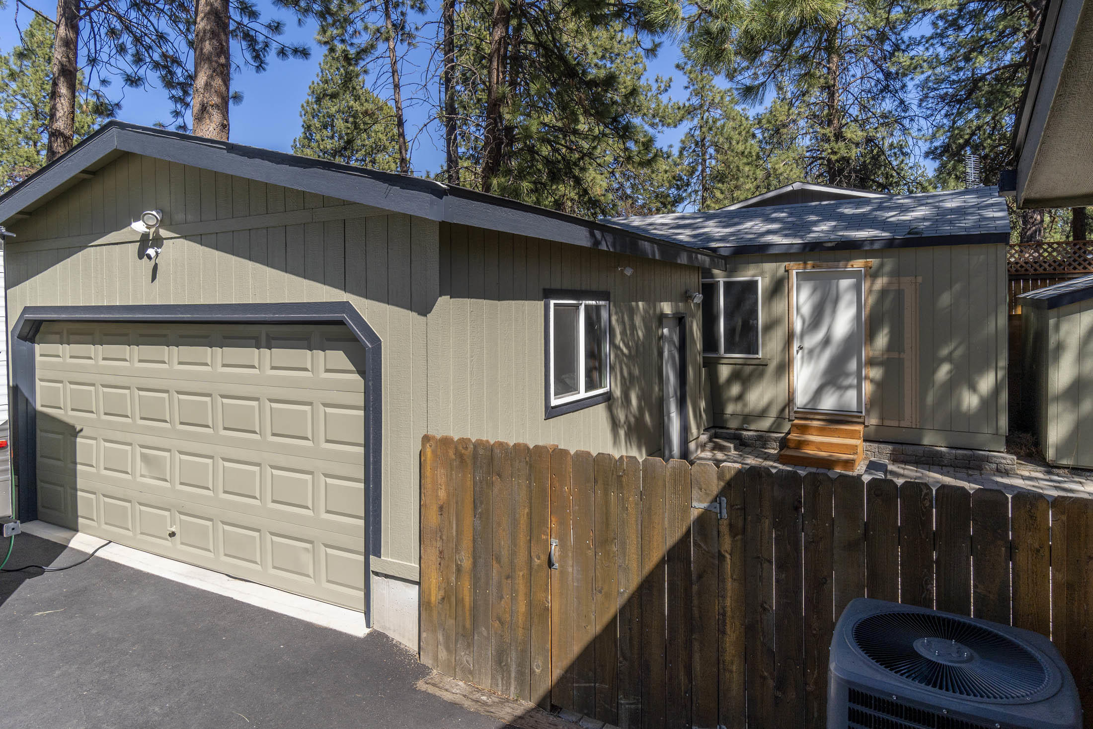 Romaine Village - Residential