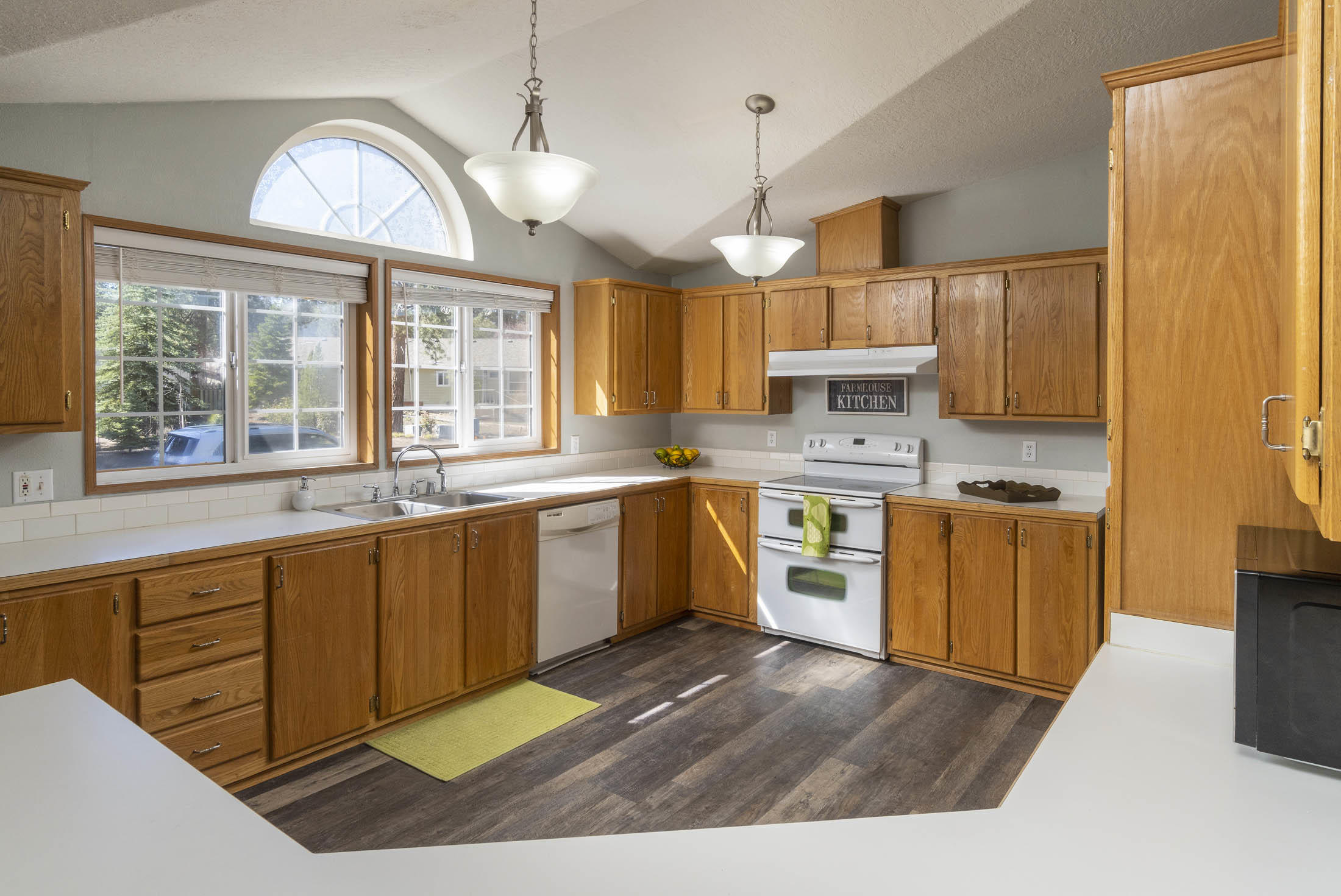 Romaine Village - Residential