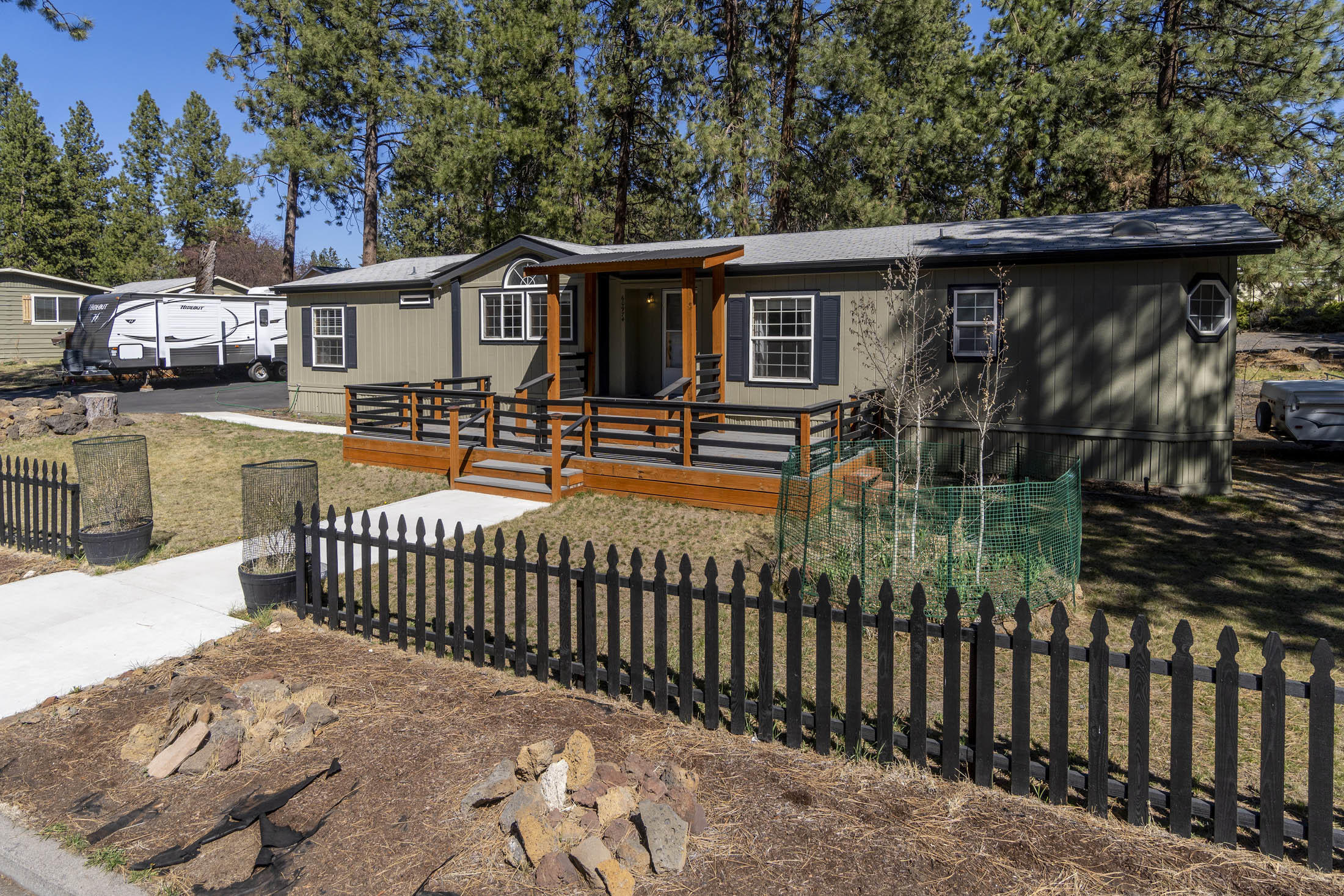 Romaine Village - Residential