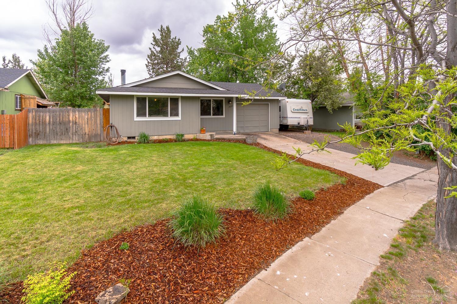 Umatilla Villa - Residential