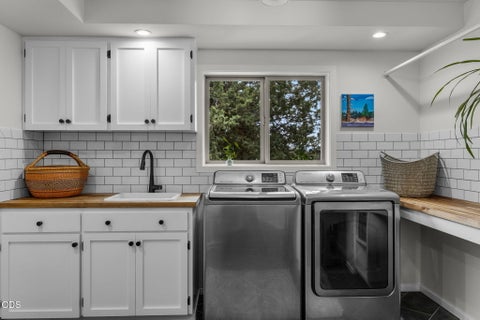 Tiny photo for 22055 White Peaks Drive, Bend, OR 97702 (MLS # 220222980)