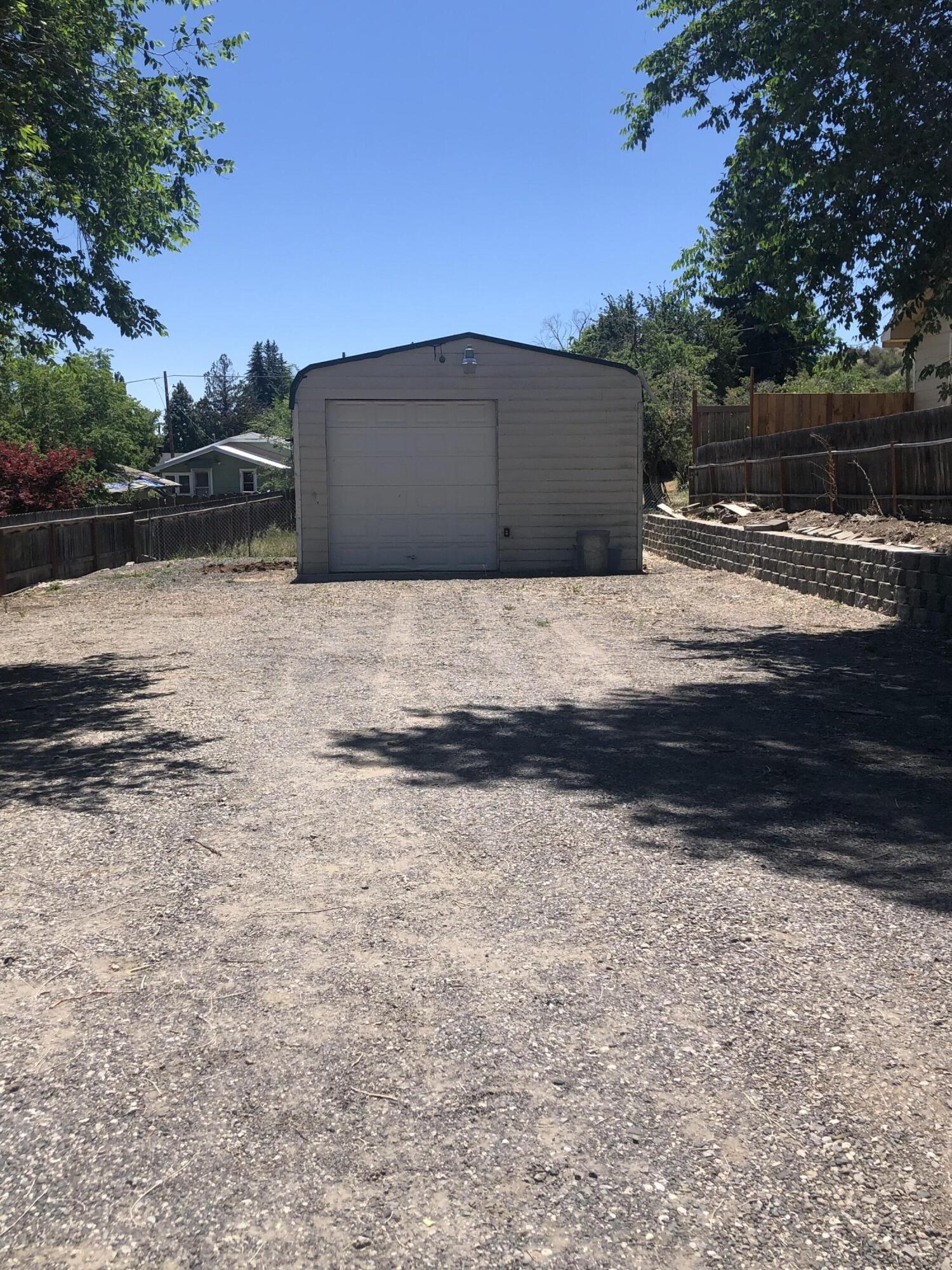 Klamath Falls -Buena Vista Addition - Land