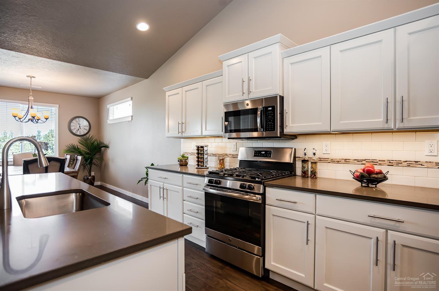 Emerald View Estates - Residential