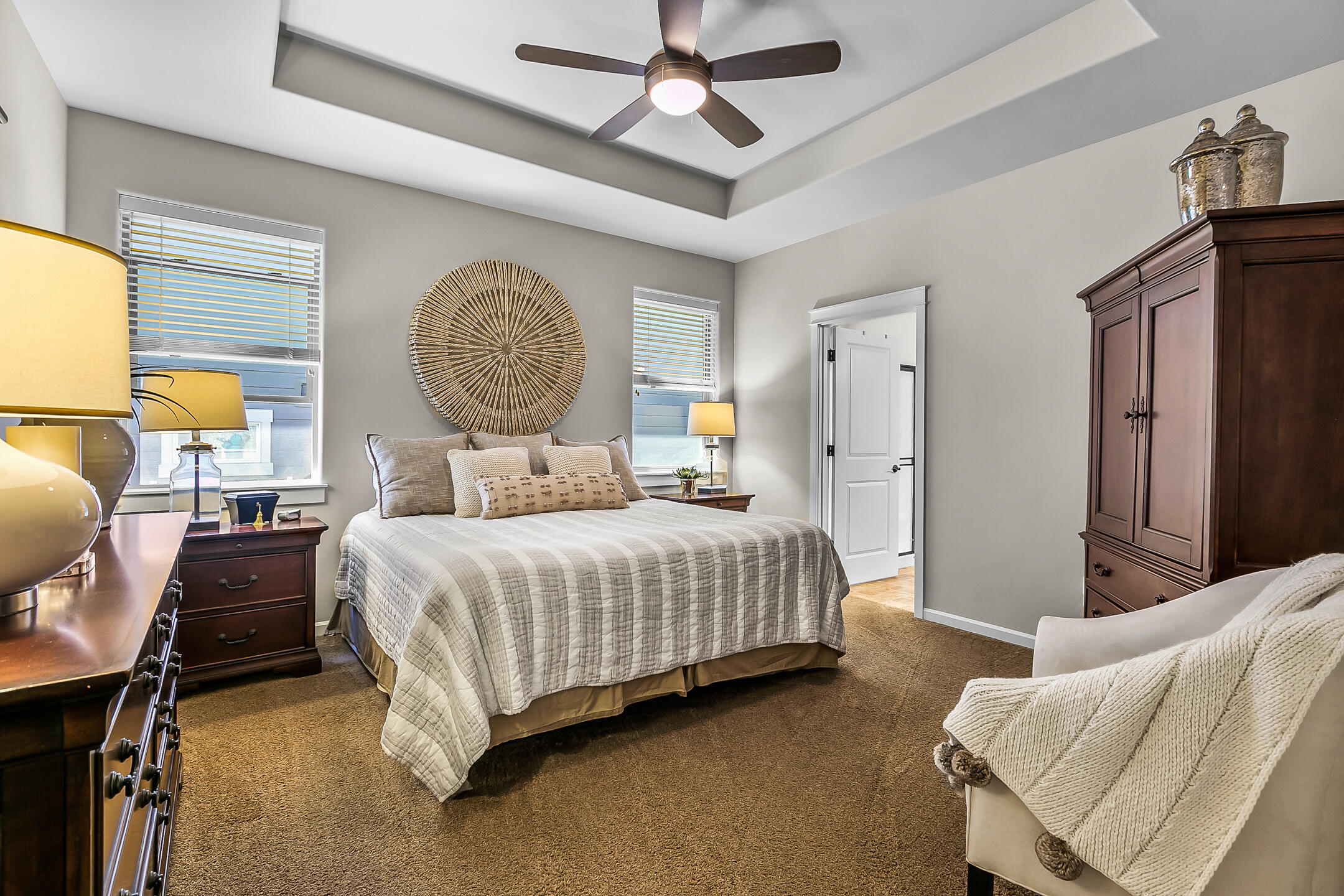 Lava Ridges - Residential