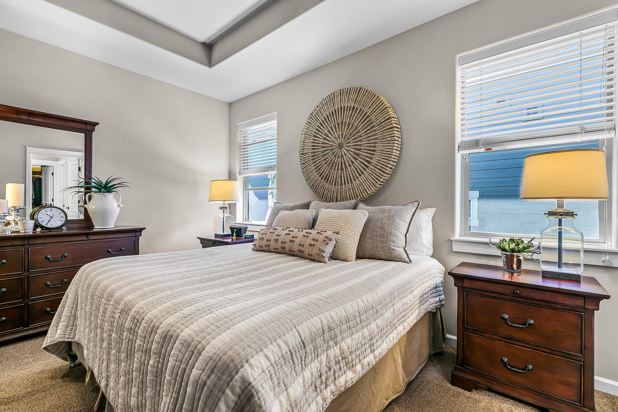 Lava Ridges - Residential