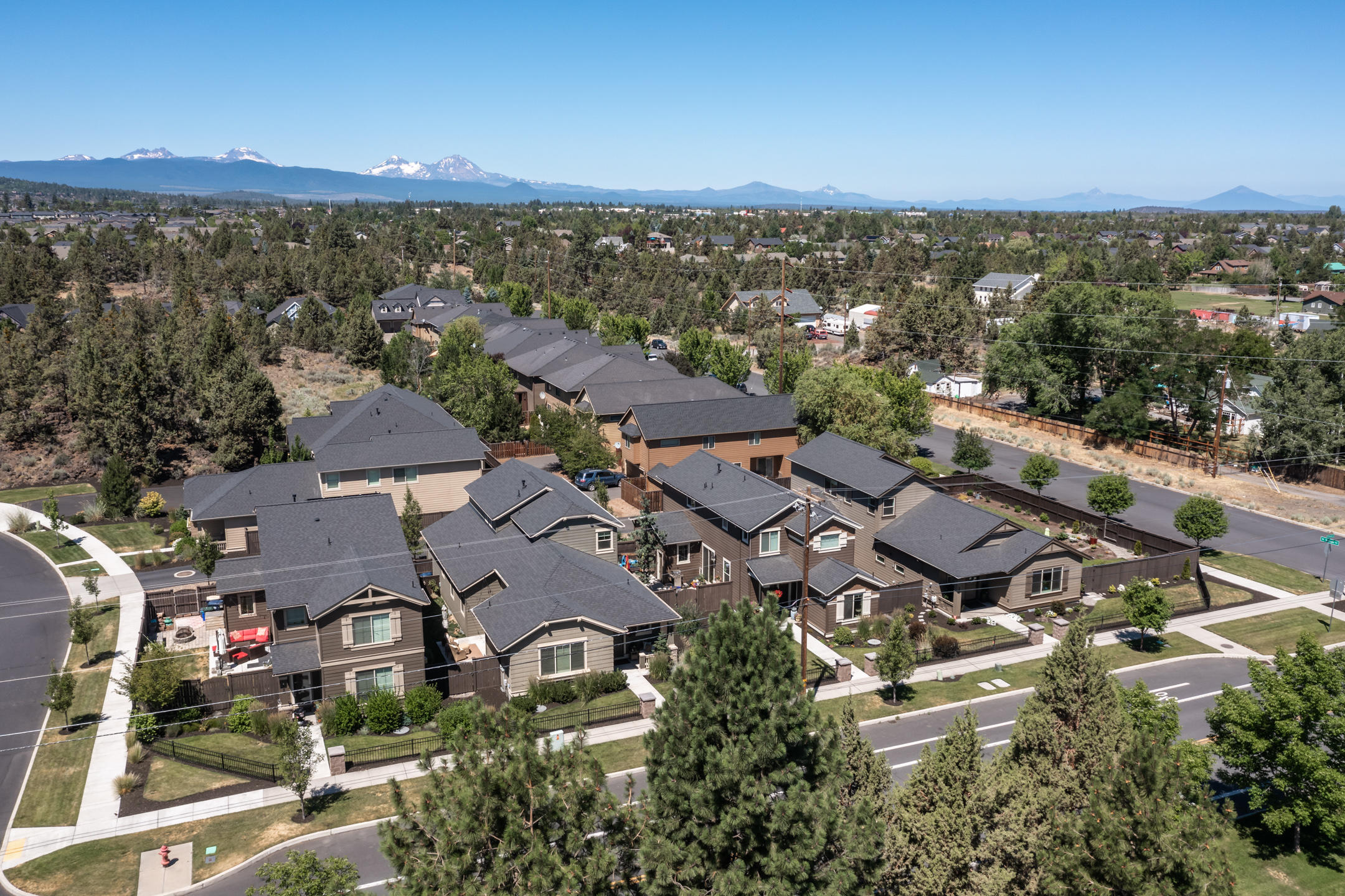 Lava Ridges - Residential