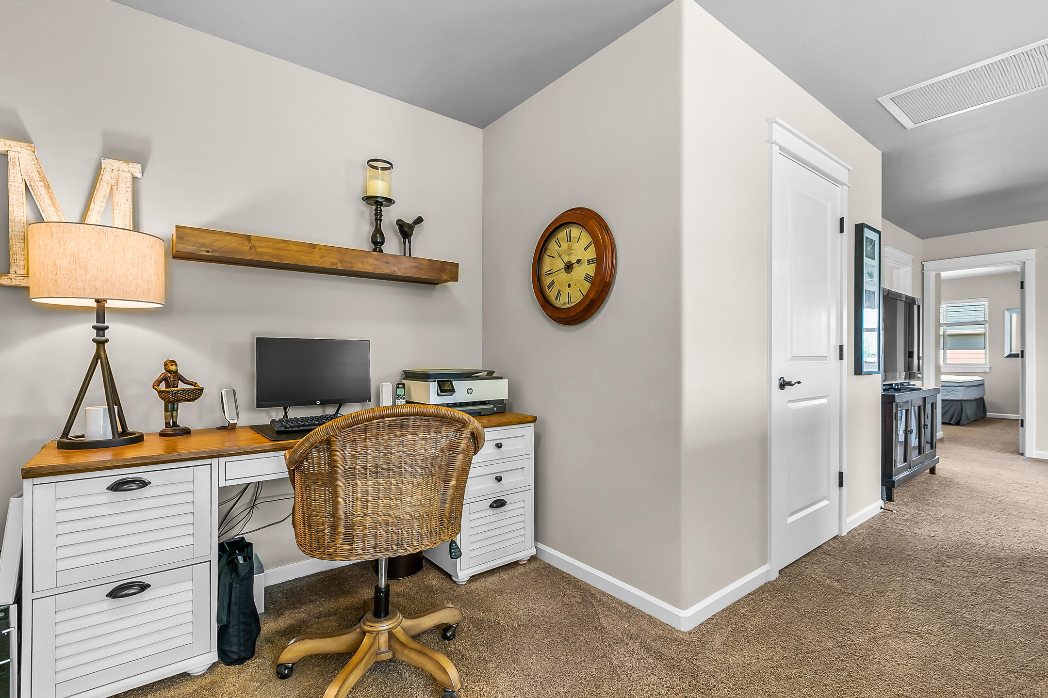 Lava Ridges - Residential