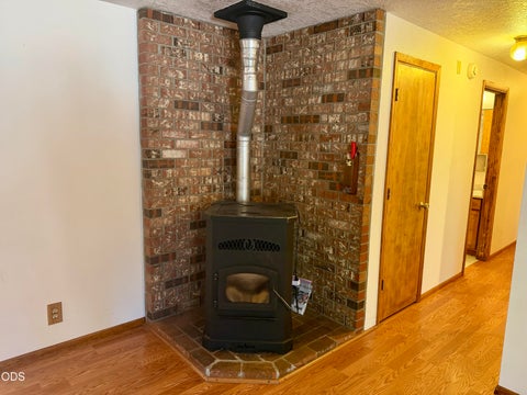 Tiny photo for 50842 Deer Forest Drive, La Pine, OR 97739 (MLS # 220227439)