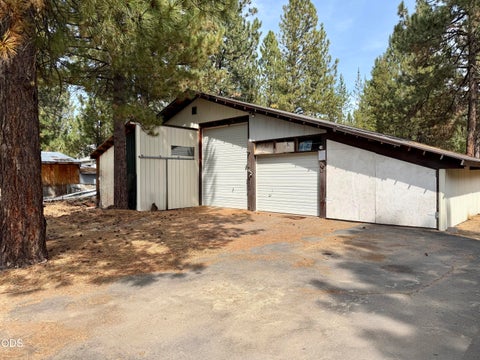 Tiny photo for 50842 Deer Forest Drive, La Pine, OR 97739 (MLS # 220227439)