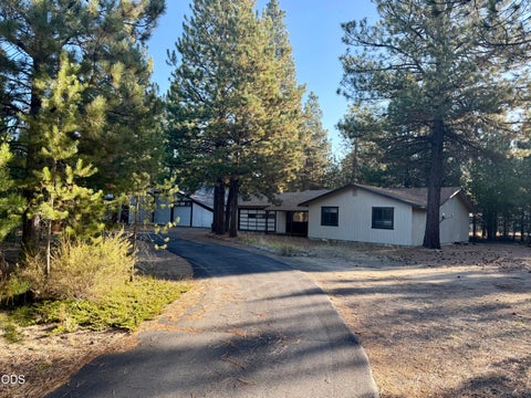 Photo of 50842 Deer Forest Drive, La Pine, OR 97739 (MLS # 220227439)